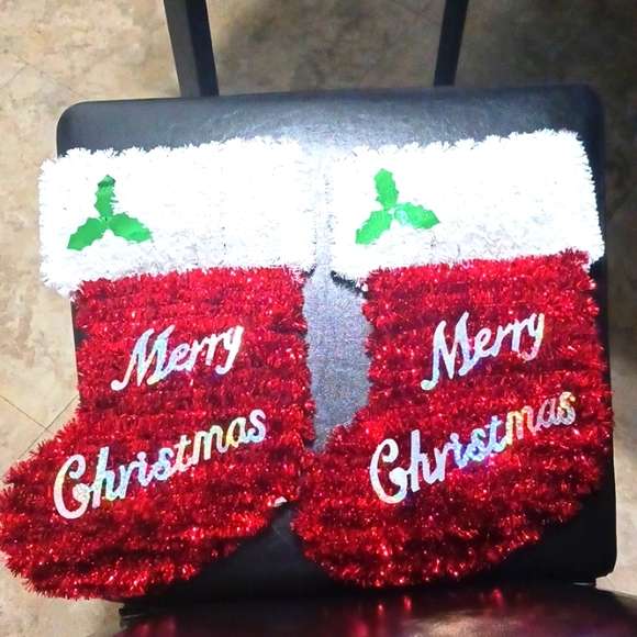 New Sparkling Christmas Decor - Picture 1 of 5